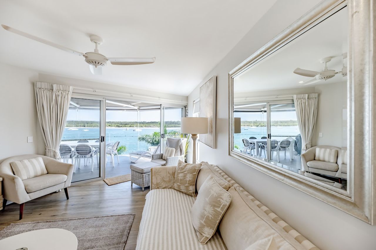 Noosa Penthouse with Stunning River Views