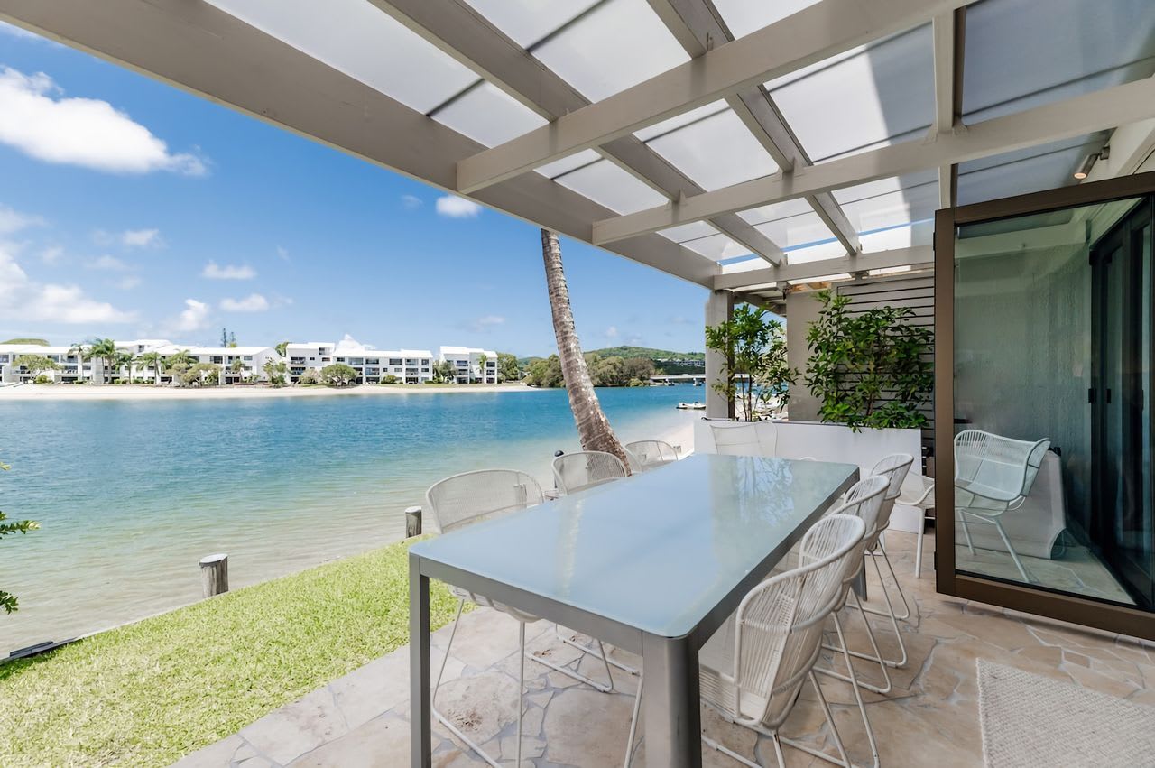 Bella Vista Noosa Luxury on White Sands