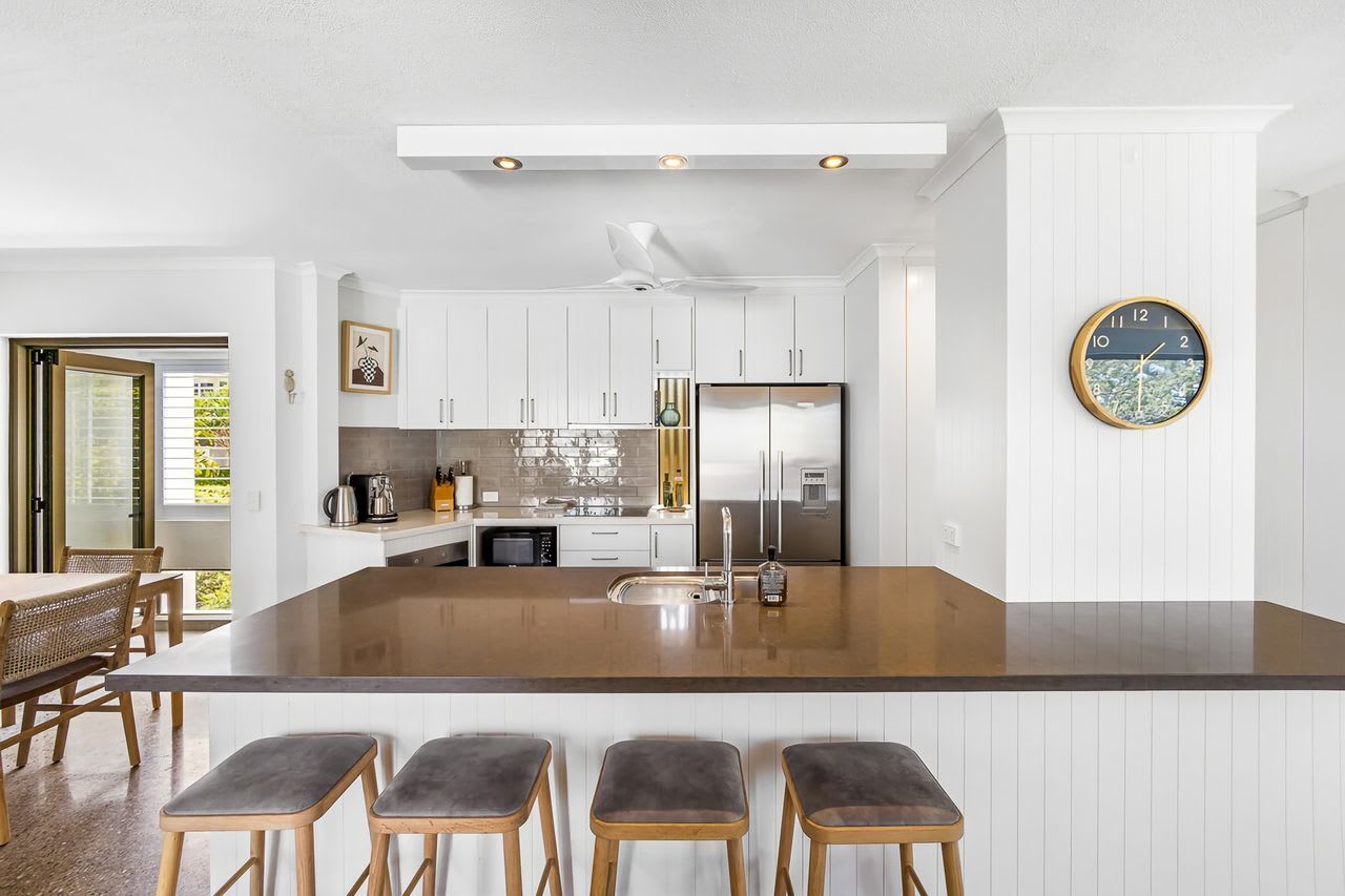 Salt Luxury Location