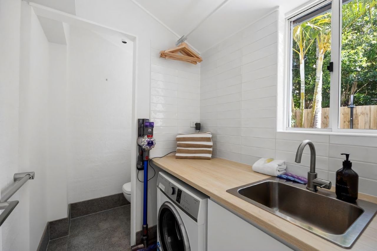 Villa Le Miramar Perfect for your Pooch Holiday