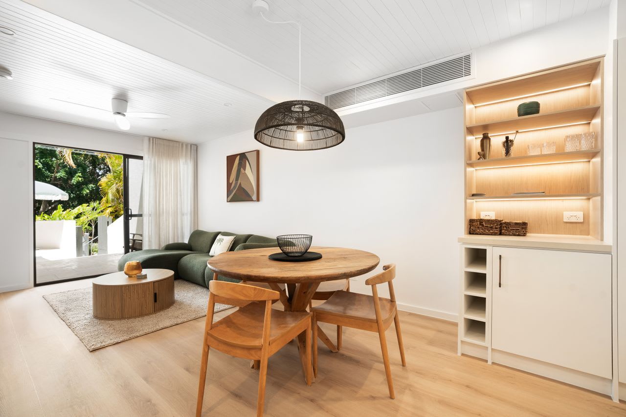 Ray St Retreat – Luxury Stay near Sunshine Beach