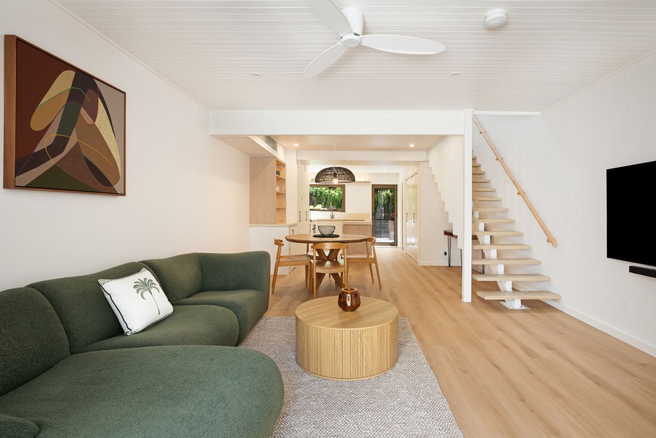 Ray St Retreat – Luxury Stay near Sunshine Beach