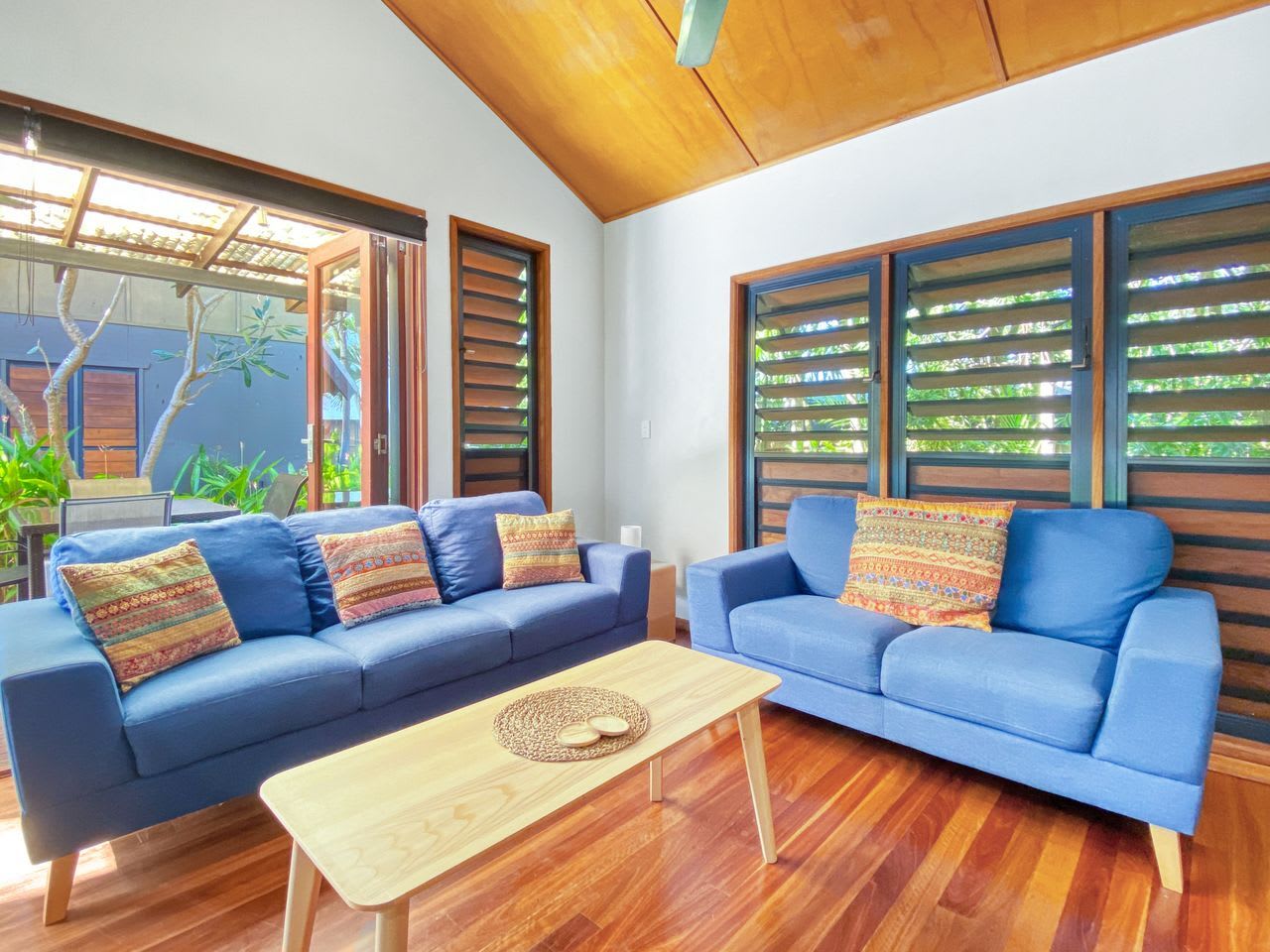 Pure Magnetic Villa 4