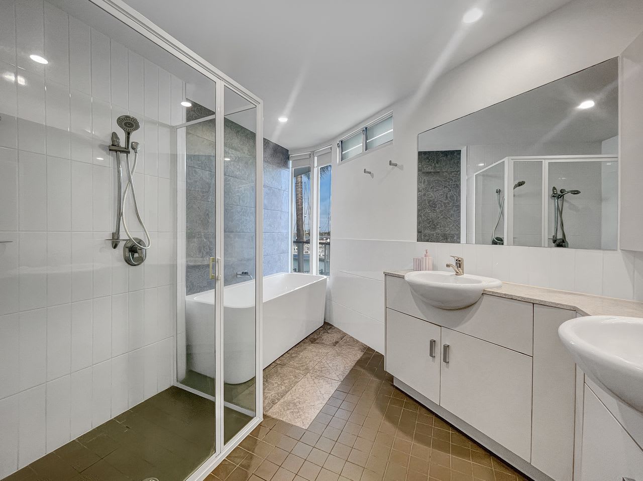 Waters Edge Townhouse 4