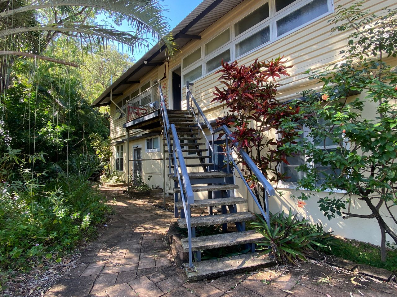The Captain’s Manor On Cook 5