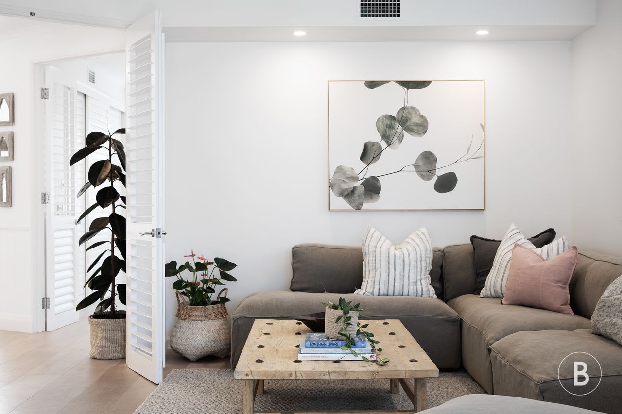 Lucy – 105 Noosa Parade