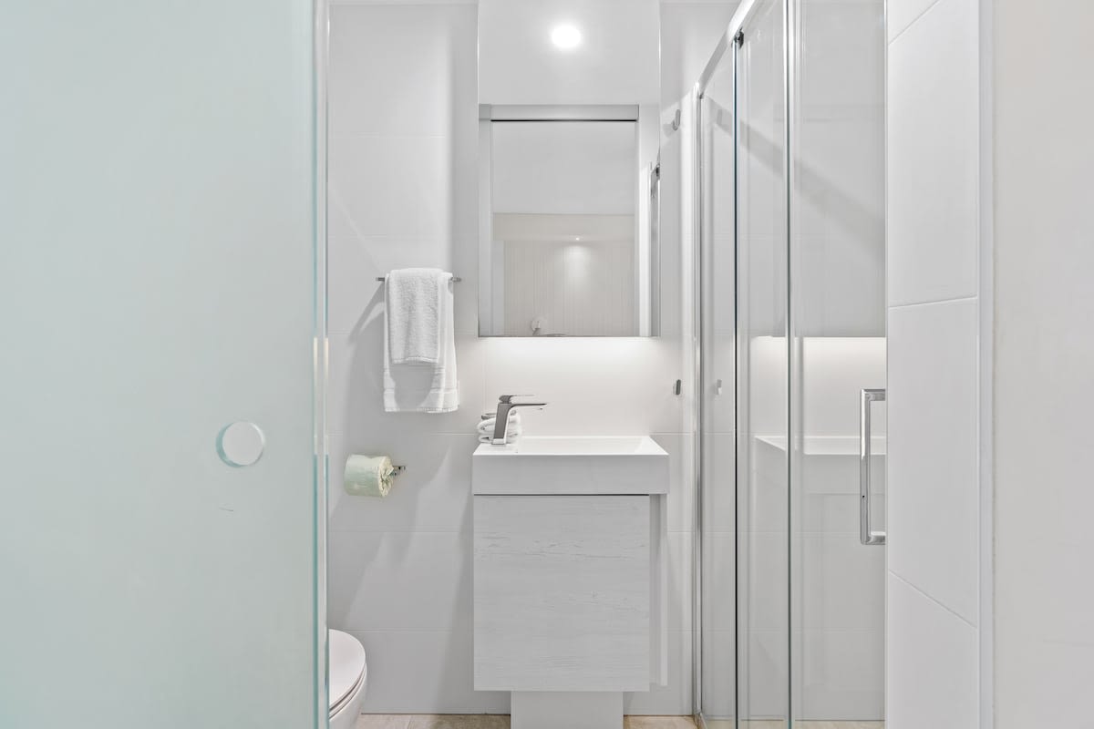 Fairshore Noosa  – Deluxe Family Beachfront Stay
