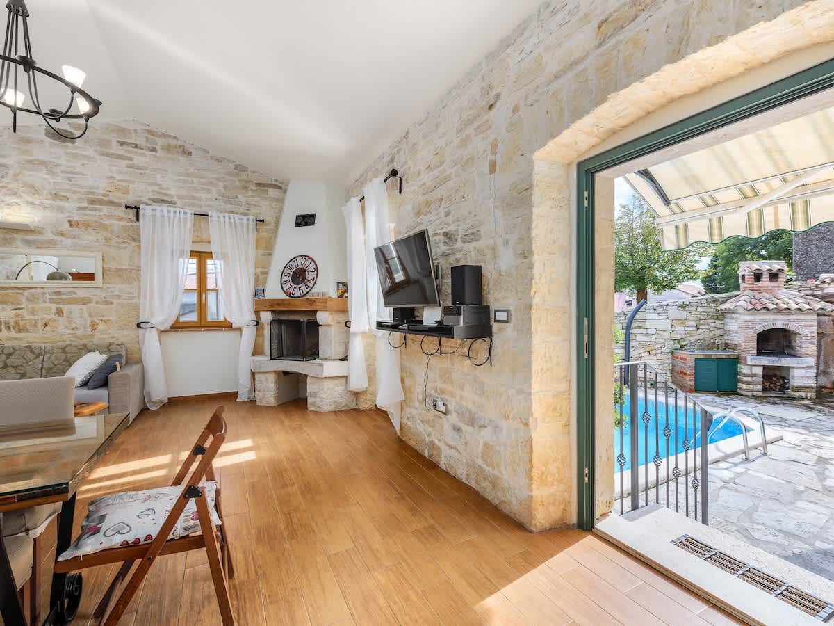 Casa Antignana with pool in Istria property photo 3