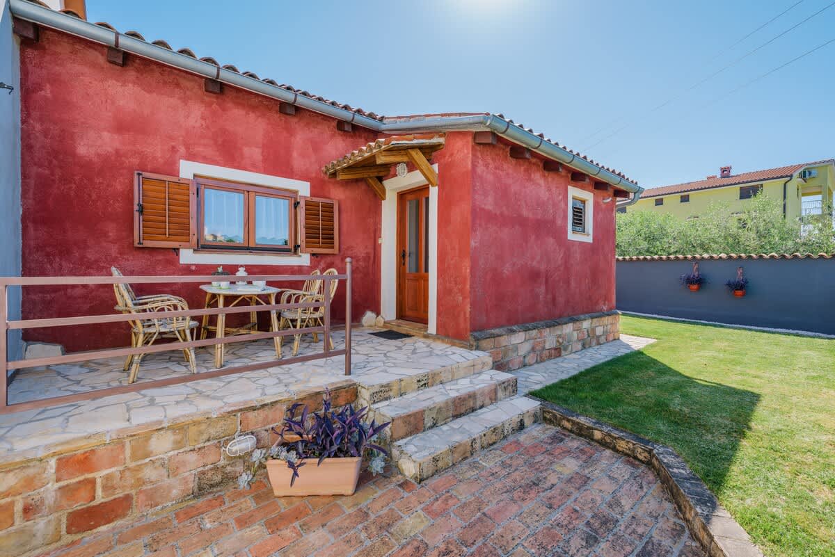 Apartment Milena- Visnjan with pool property photo 3