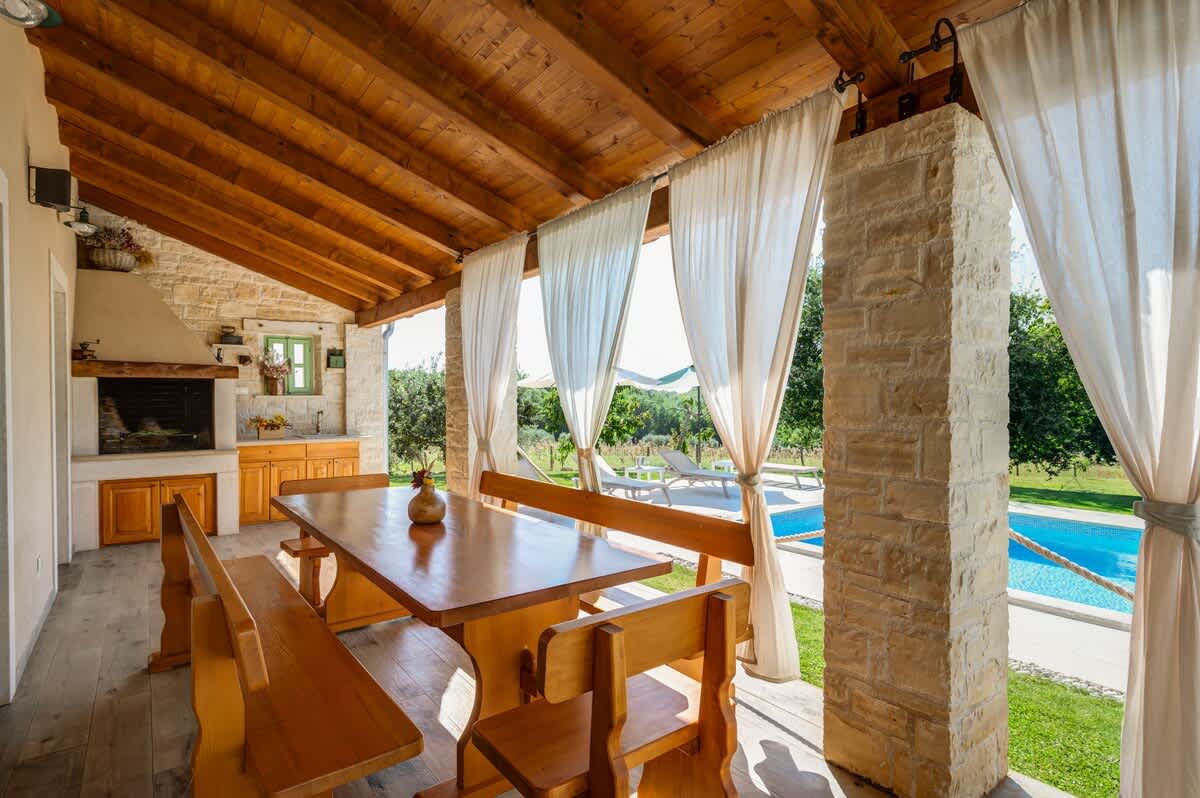 Villa Stella Polaris with pool in Visnjan, Istria property photo 5