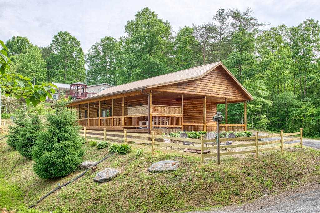 Town Mountain Lodge 