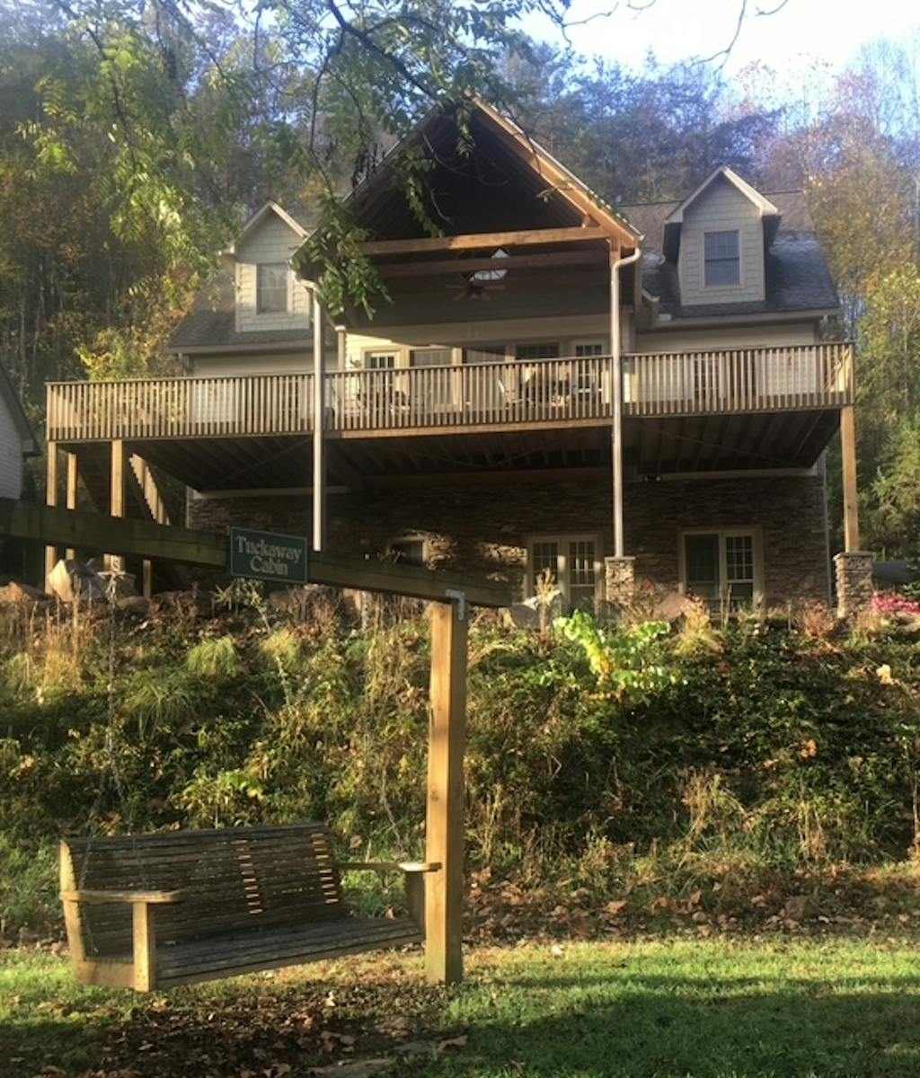 Tuckaway Retreat 