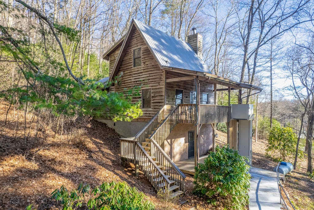 The Scaly Mountain Cabin 