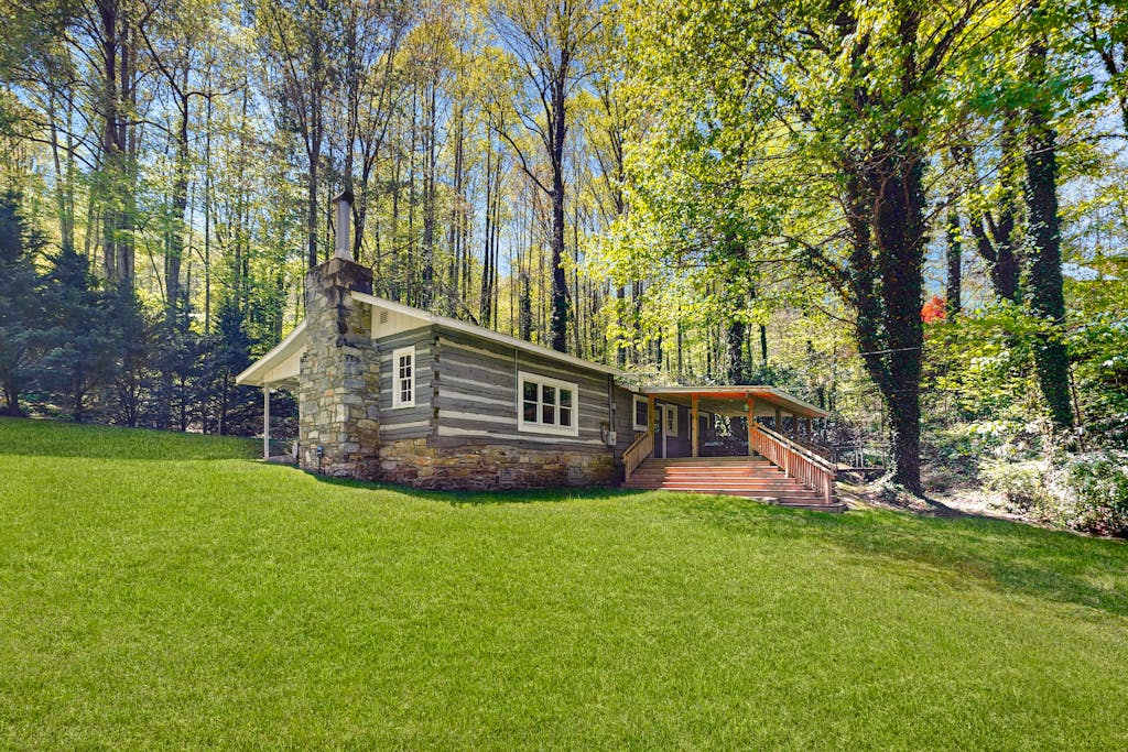 Bradley Bear Hideaway