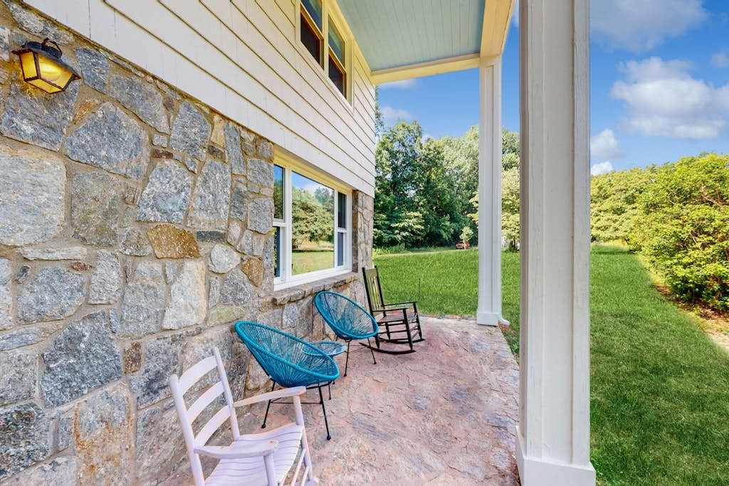 Dog-friendly Nature Retreat with Deck, Covered Patio and Open Spaces