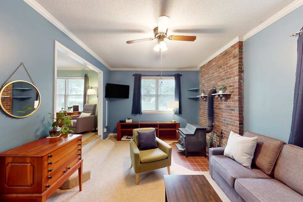 Well-located home in town with sunrise views, deck & great backyard