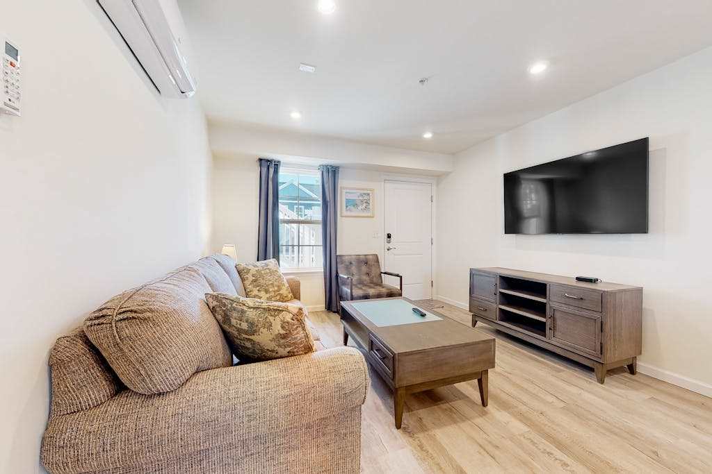 Rehoboth Beach House with outdoor pool a clubhouse & washer & dryer