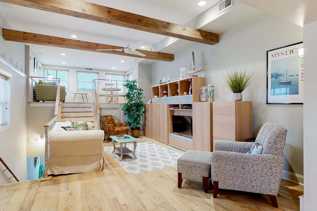 Downtown beachfront loft style condo with central AC & washer & dryer walk to boardwalk