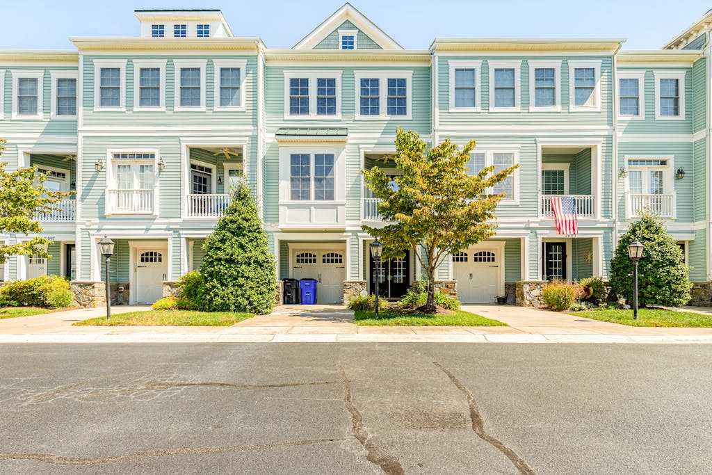 Sawgrass at White Oak Creek dog friendly townhouse with a pool tennis & AC