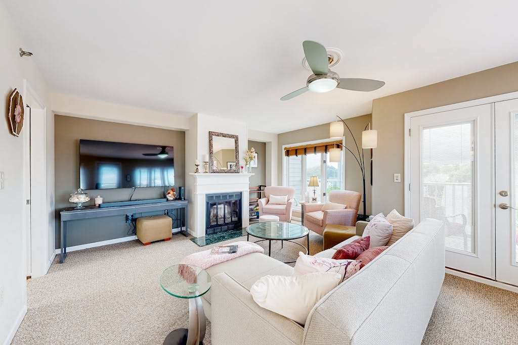Town of Rehoboth Beach Wilmington Ave unit 317 Condo in Rehoboth Beach
