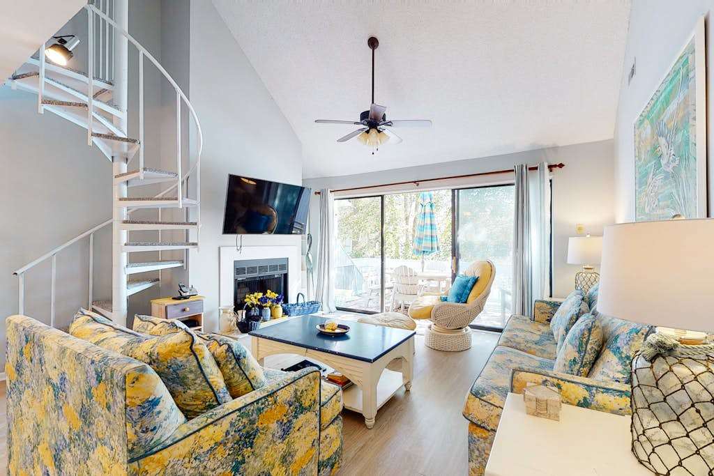 Sea Colony Tennis 2nd floor condo with sauna gym & tennis court