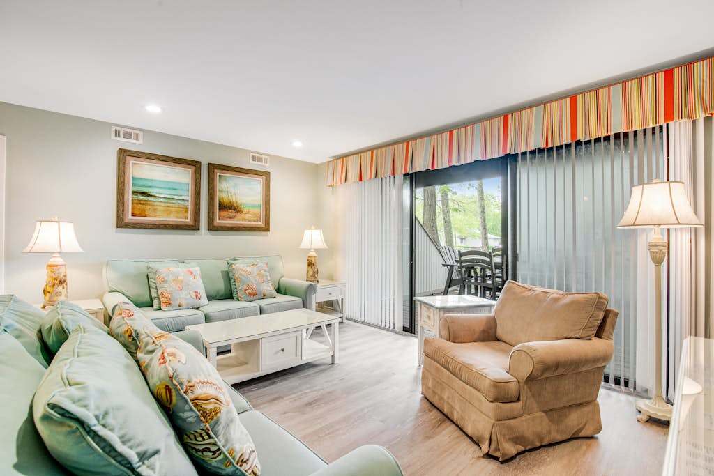 Sea Colony Tennis 1st floor condo with balcony & tennis court