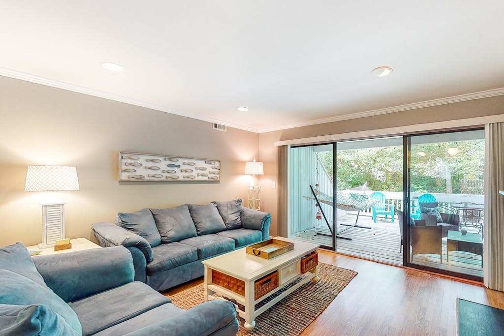 Sea Colony Tennis 1st floor condo sauna & tennis court