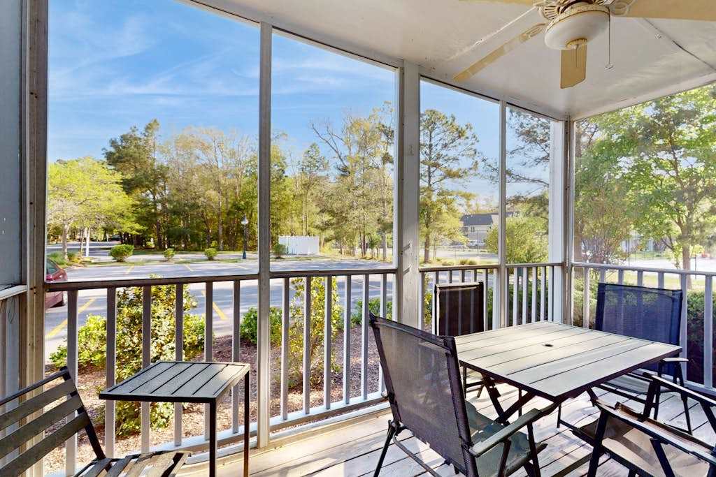 Sea Colony Tennis 1st floor condo with gym tennis court & private beach