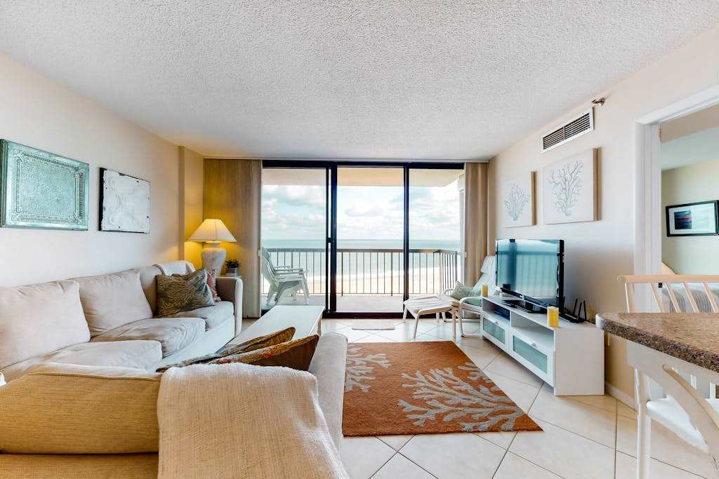 Sea Colony Ocean 8th floor condo with basketball court tennis court & gym