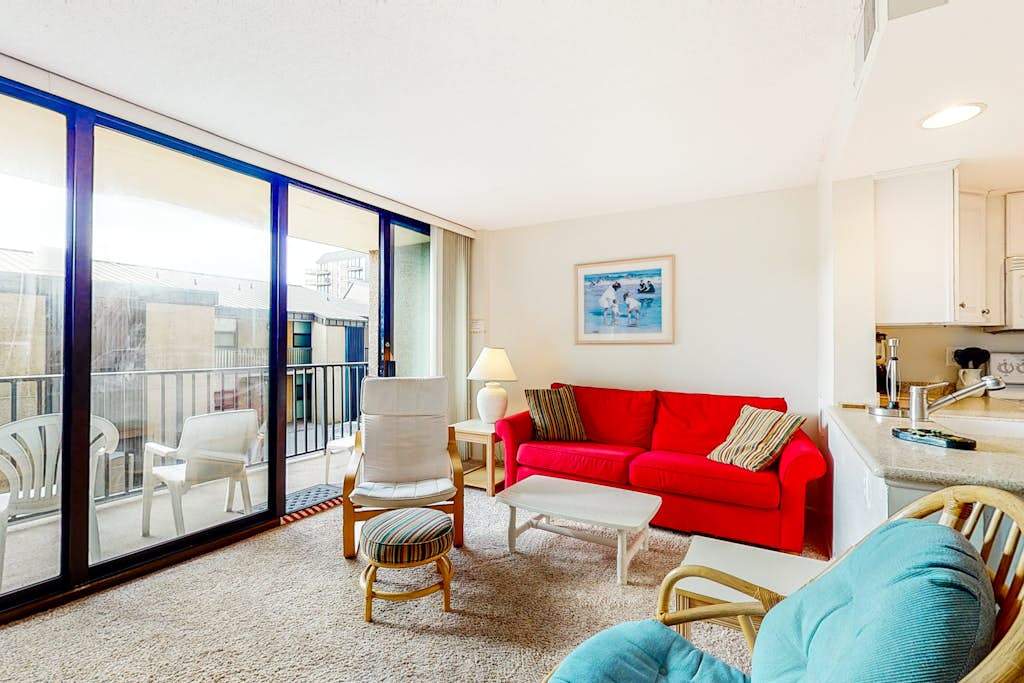 Sea Colony Second Floor Condo with Shared Gym Tennis & Elevator