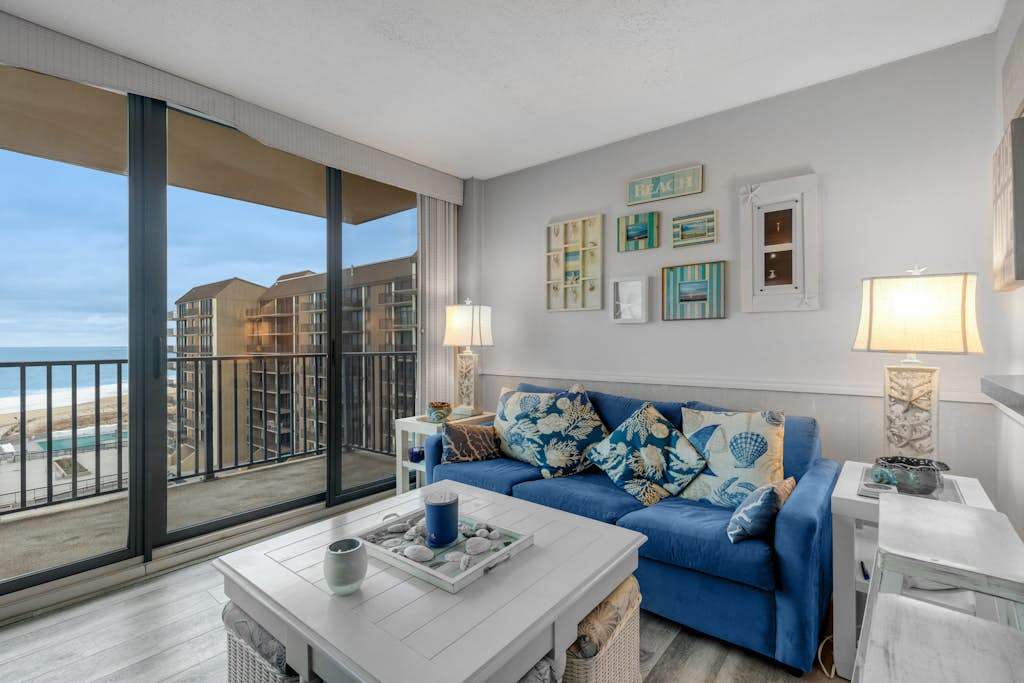 Sea Colony 7th floor ocean view condo with elevator & gym