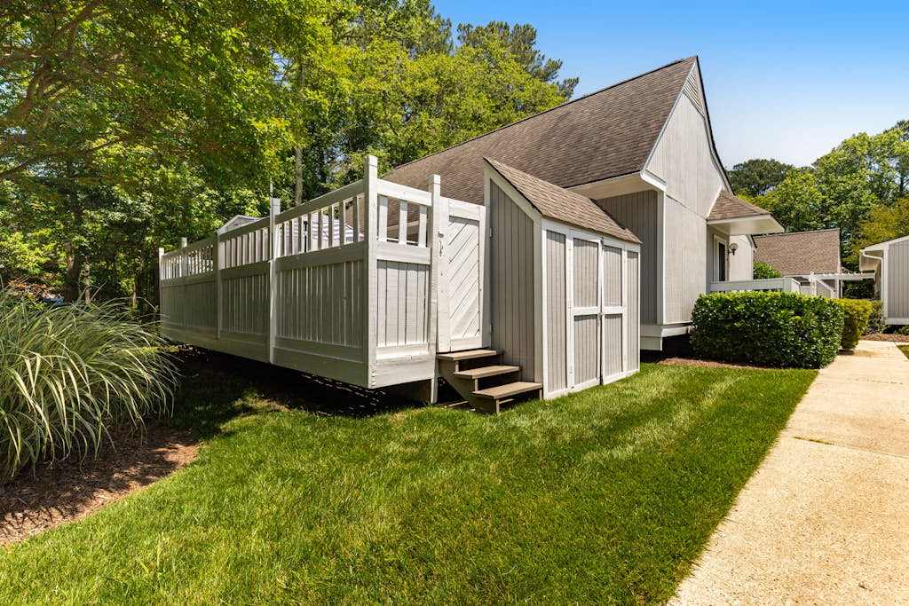 Sea Colony Tennis condo with free WiFi pool & shared sauna