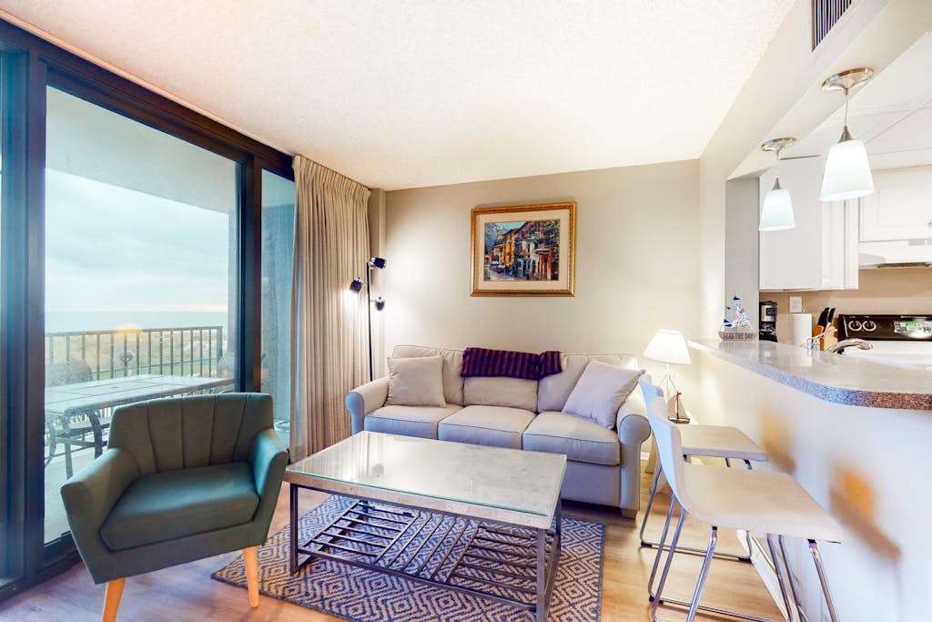 Sea Colony Ocean 2nd floor condo with shared sauna tennis court & elevator