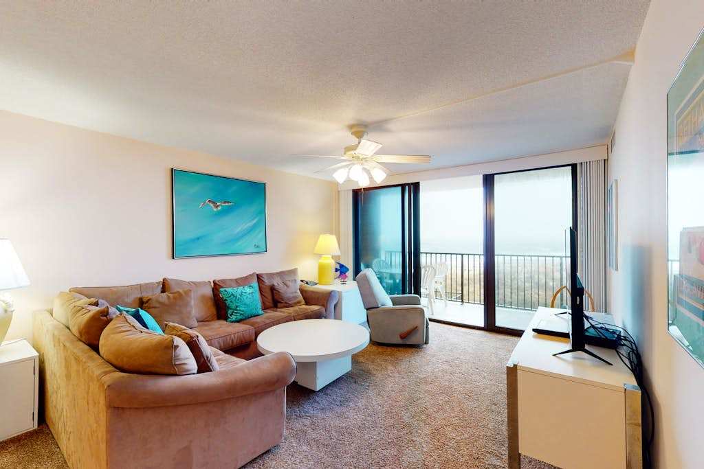 Sea Colony 3rd floor condo with ocean view shared tennis court elevator & gym