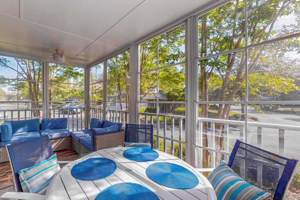 Sea Colony condo near golf with pool sauna hot tub fitness room & tennis