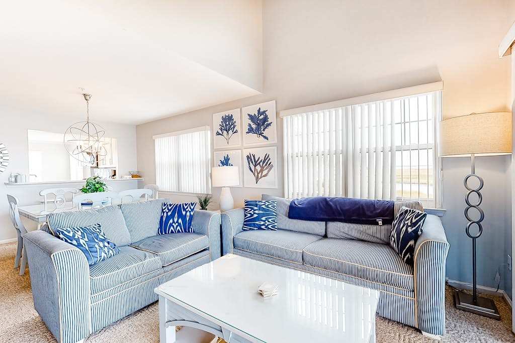 Bethany Bay Third Floor Condo with Pool Tennis Court & Board Games