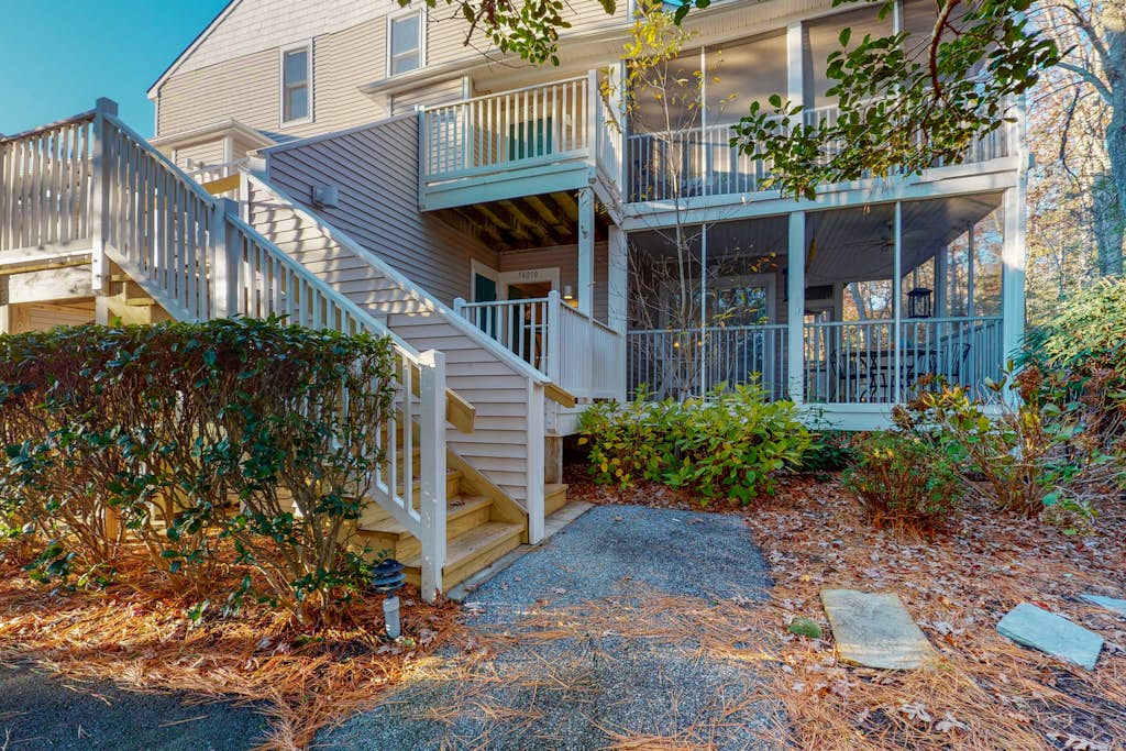 Sea Colony West Side Condo with Free WiFi AC Washer & Dryer & Shared Pools & Hot Tub