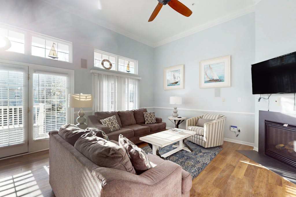 Bayside at Bethany Lakes townhouse with indoor & outdoor pools dog friendly