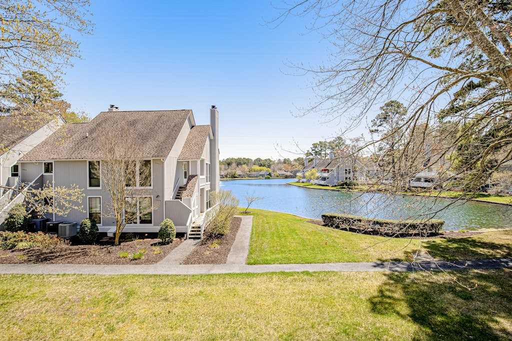 Fun Sea Colony Home with Free WiFi Central AC Balcony Near Beach & Boardwalk