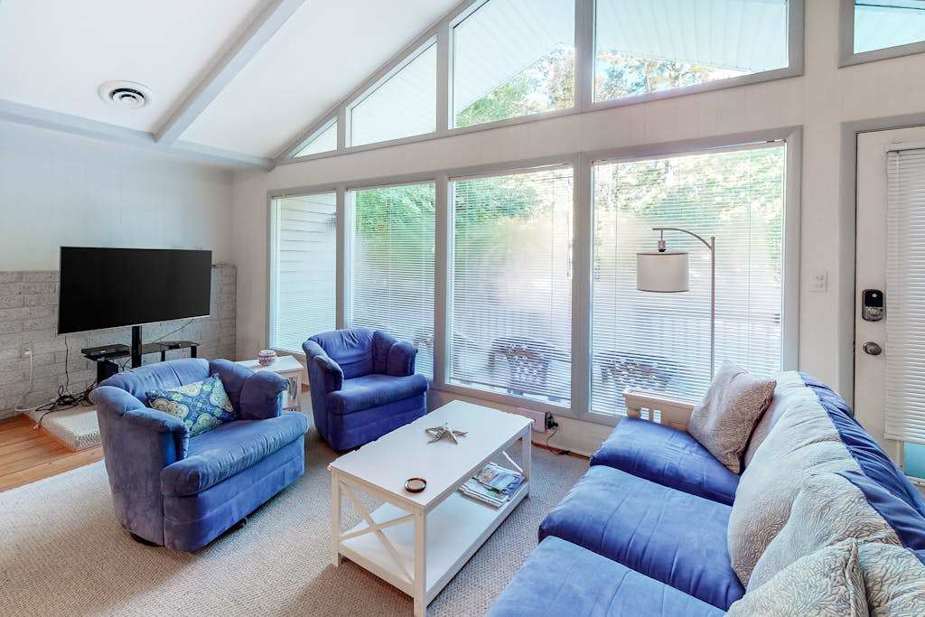 Bethany west home close to the beautiful water with free WiFi private WD