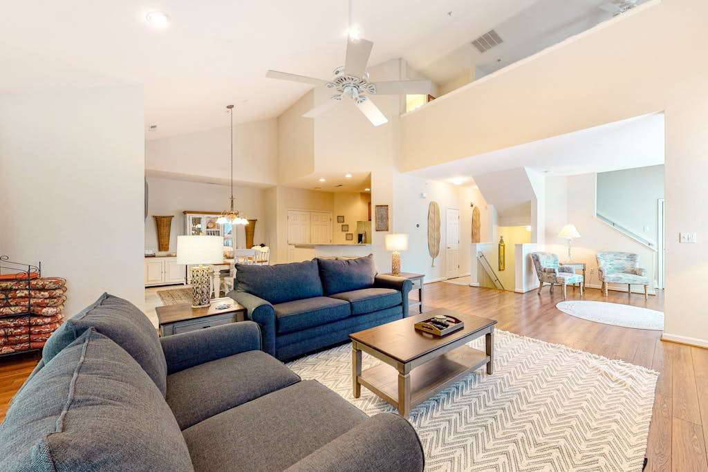 Bear Trap Dunes condo with screened porch deck pools saunas & beach shuttle
