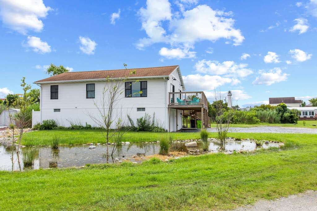 Amazing home near beach shopping & Ocean City dog friendly central AC & washer & dryer