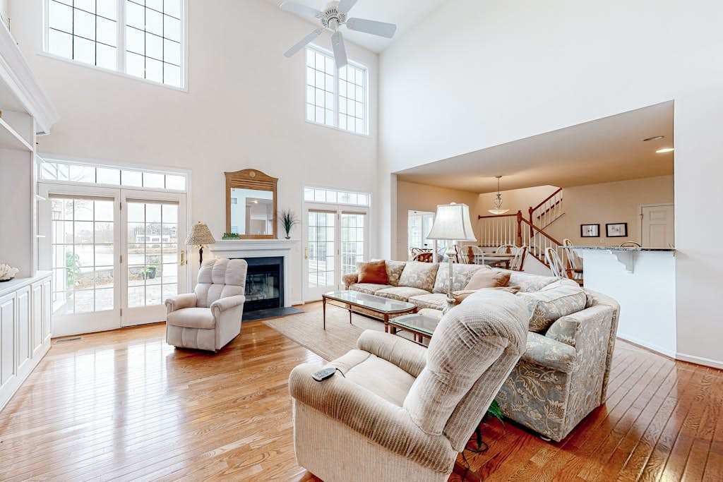 Bethany Lakes home with waterfront views pool access tennis & private patio