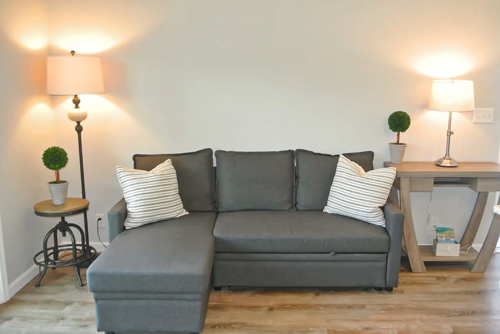 Sea Colony 1021 West Pine Ct Condo in Bethany Beach with 12 pools hot tub