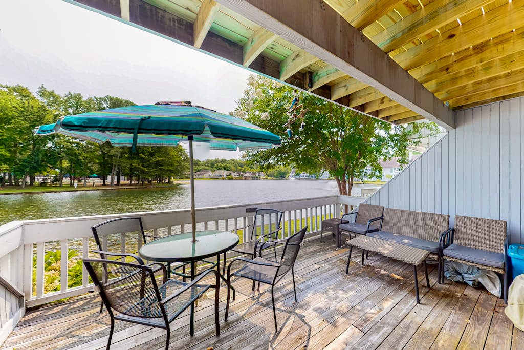 Sea Colony 33577 West Lake View Unit 1006B Condo in Bethany Beach