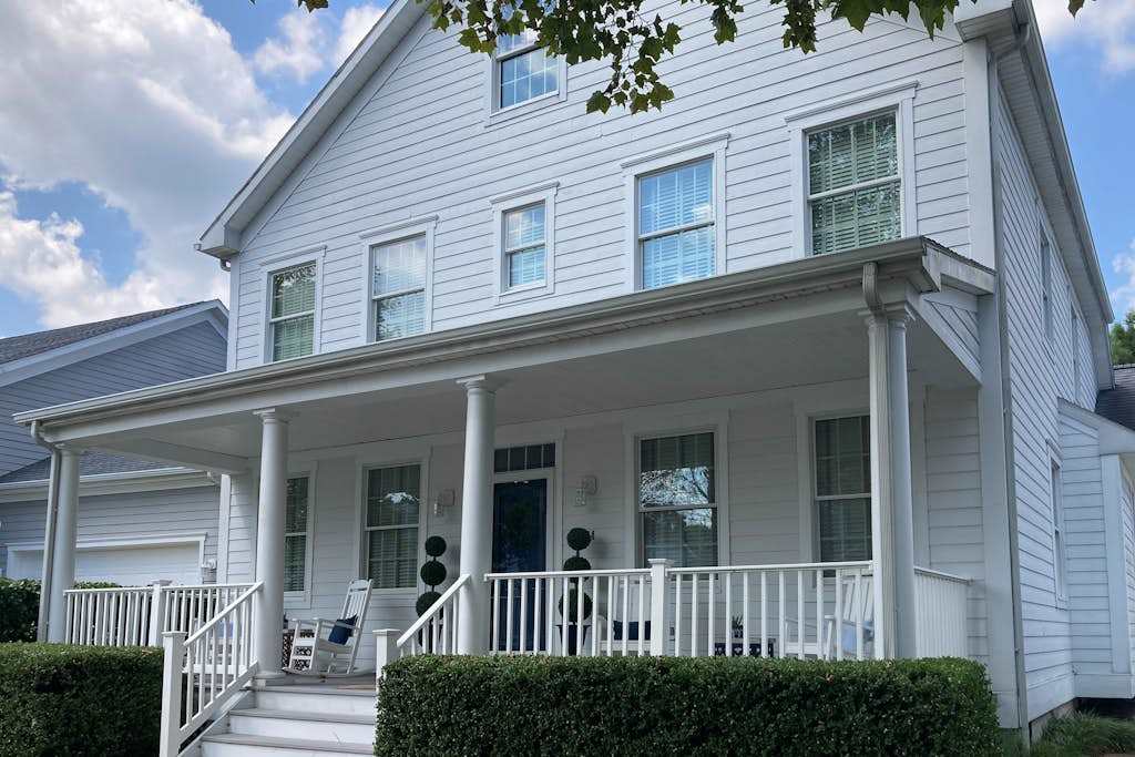 Bear Trap Dunes home with fabulous shared amenities jetted tub & bikes