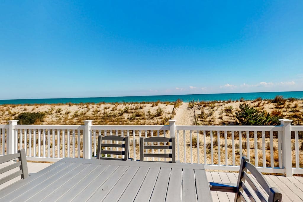 Oceanfront 5Bedroom Home in South Bethany dog friendly