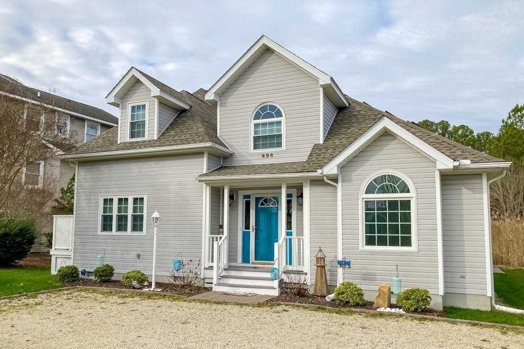 Spacious Salt Pond home with private deck & access to pool hot tub & tennis
