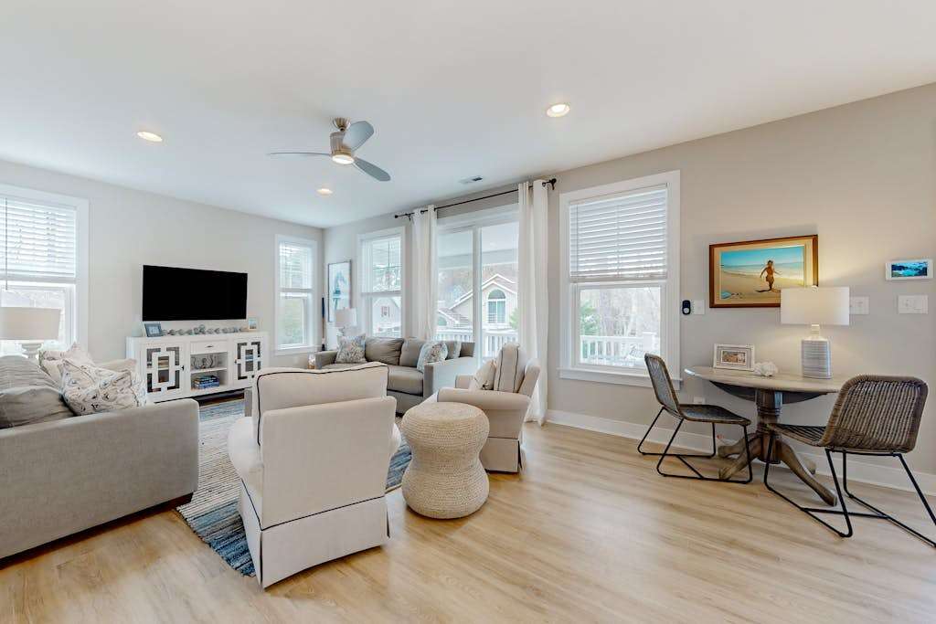 Town of Bethany Beach home near beach with firepit bikes fireplace beach gear