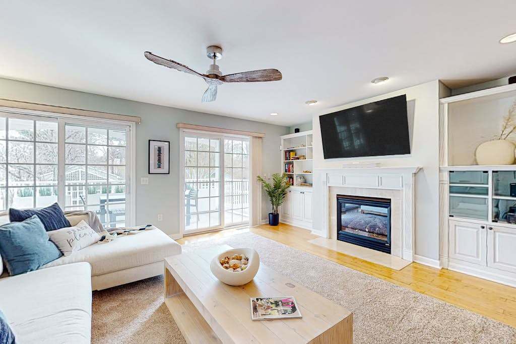 Bethany Beach luxury coastal retreat blocks from downtown beach & EV charger